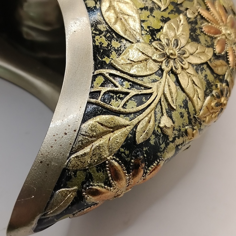 Judy Sha OK Lighting Chrysanthemum Decorative Vase OK-4238-V1 - Picture 12 of 17